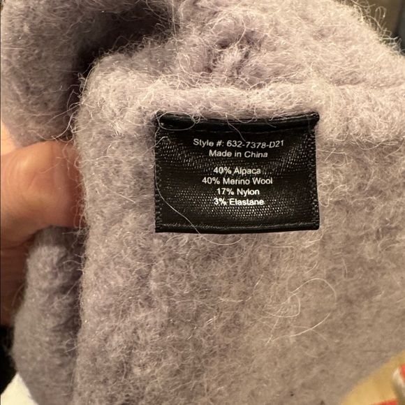 Jenni Kayne Buclè Sweater - Picture 4 of 4